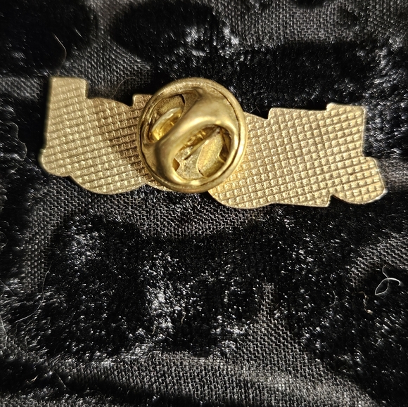 Christan Pin Set - Picture 8 of 9